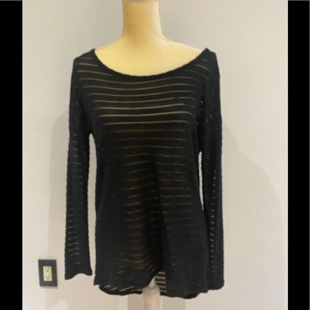 NWOT Guess Sweater